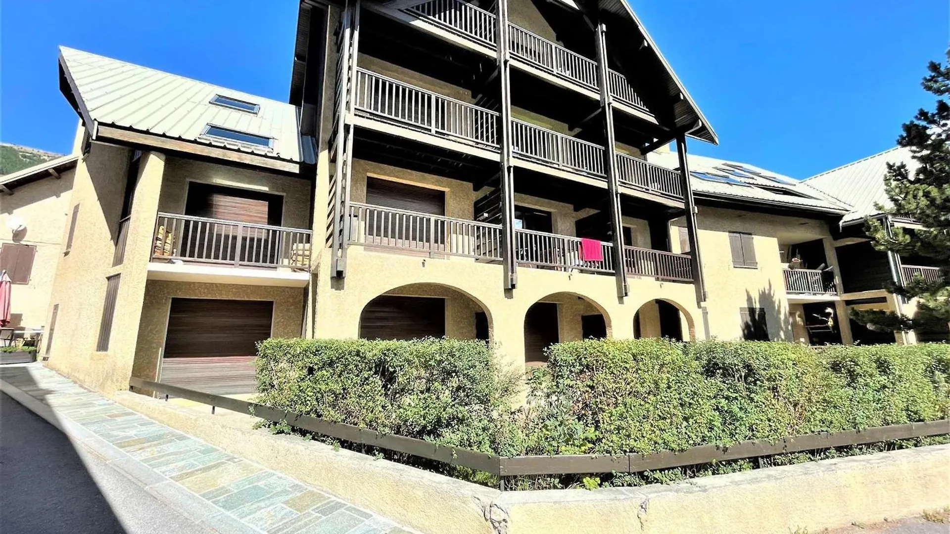 Studio Cosy Avec Terrasse, 4 Couchages, Animaux Admis, Proche Pistes - Fr-1-330F-245 Le Monetier-les-Bains 0*,